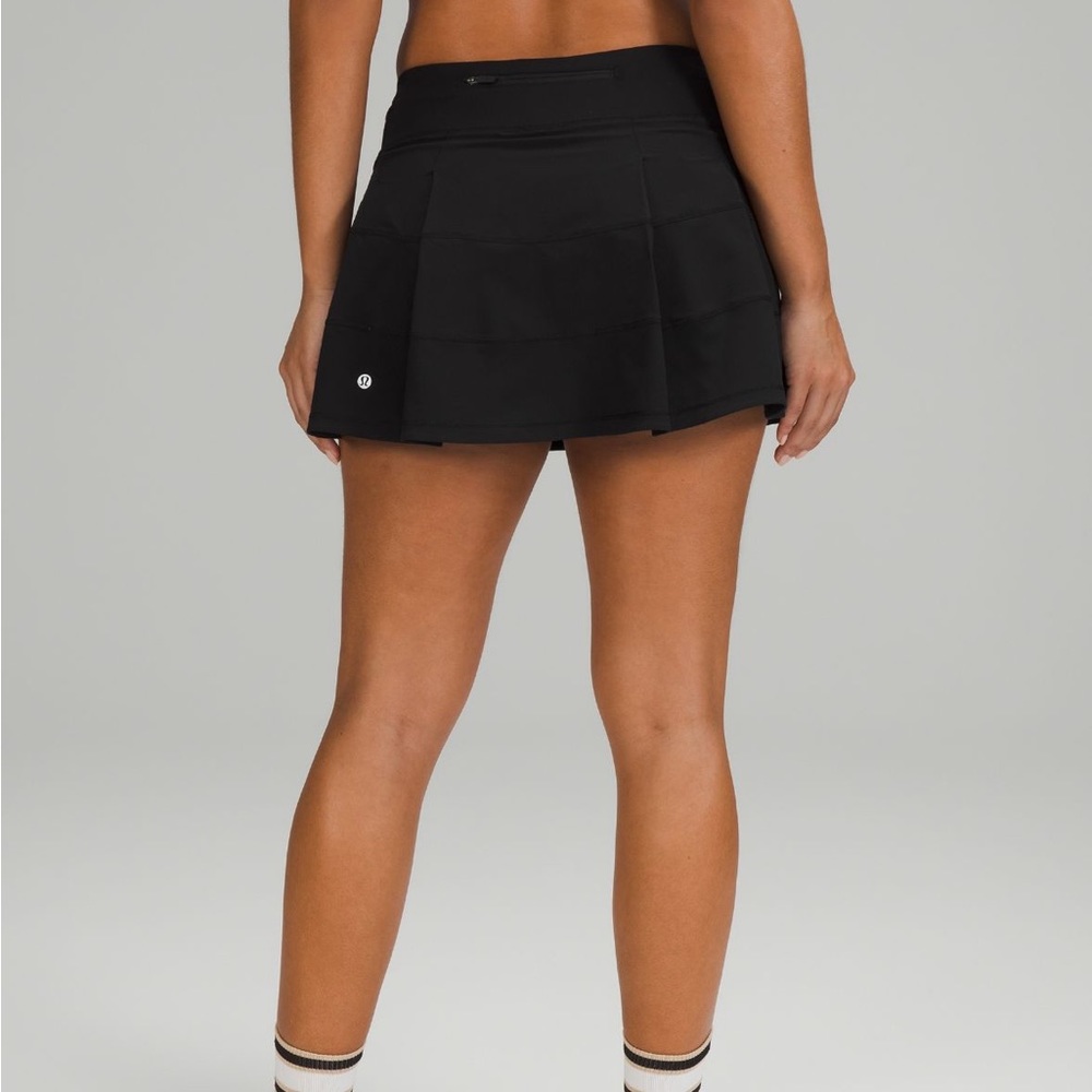 Lululemon pace rival skirt